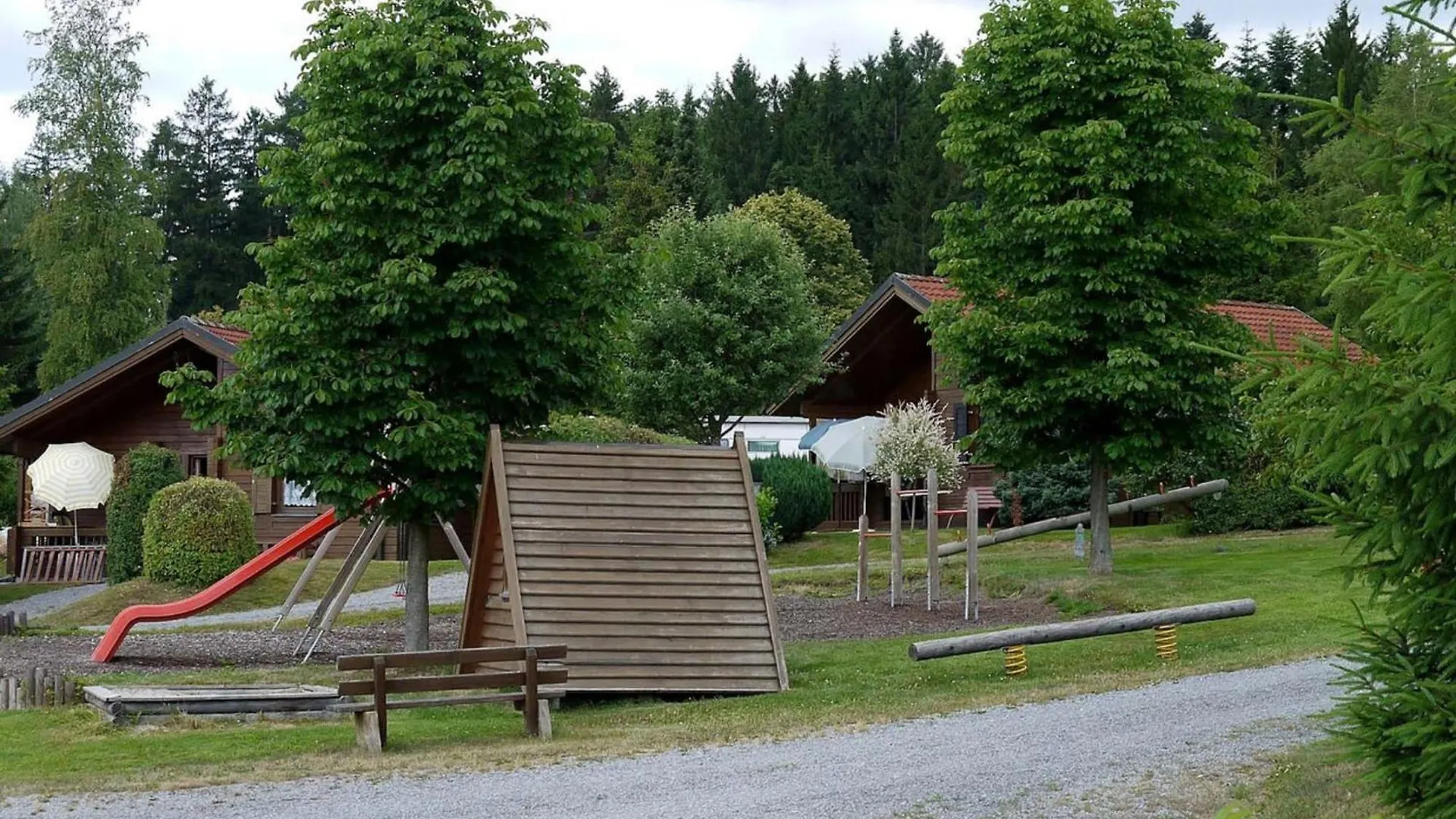 Сasa de vacaciones Ferienhaus Nr 10, Typ A, Feriendorf Jaegerpark, Bayerischer Wald Viechtach